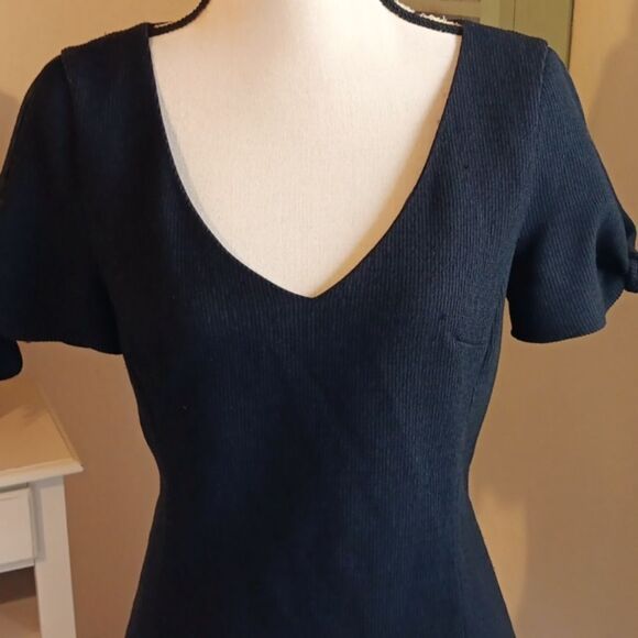 Club Monaco Textured Little Black Dress Dark Academia - Picture 2 of 13